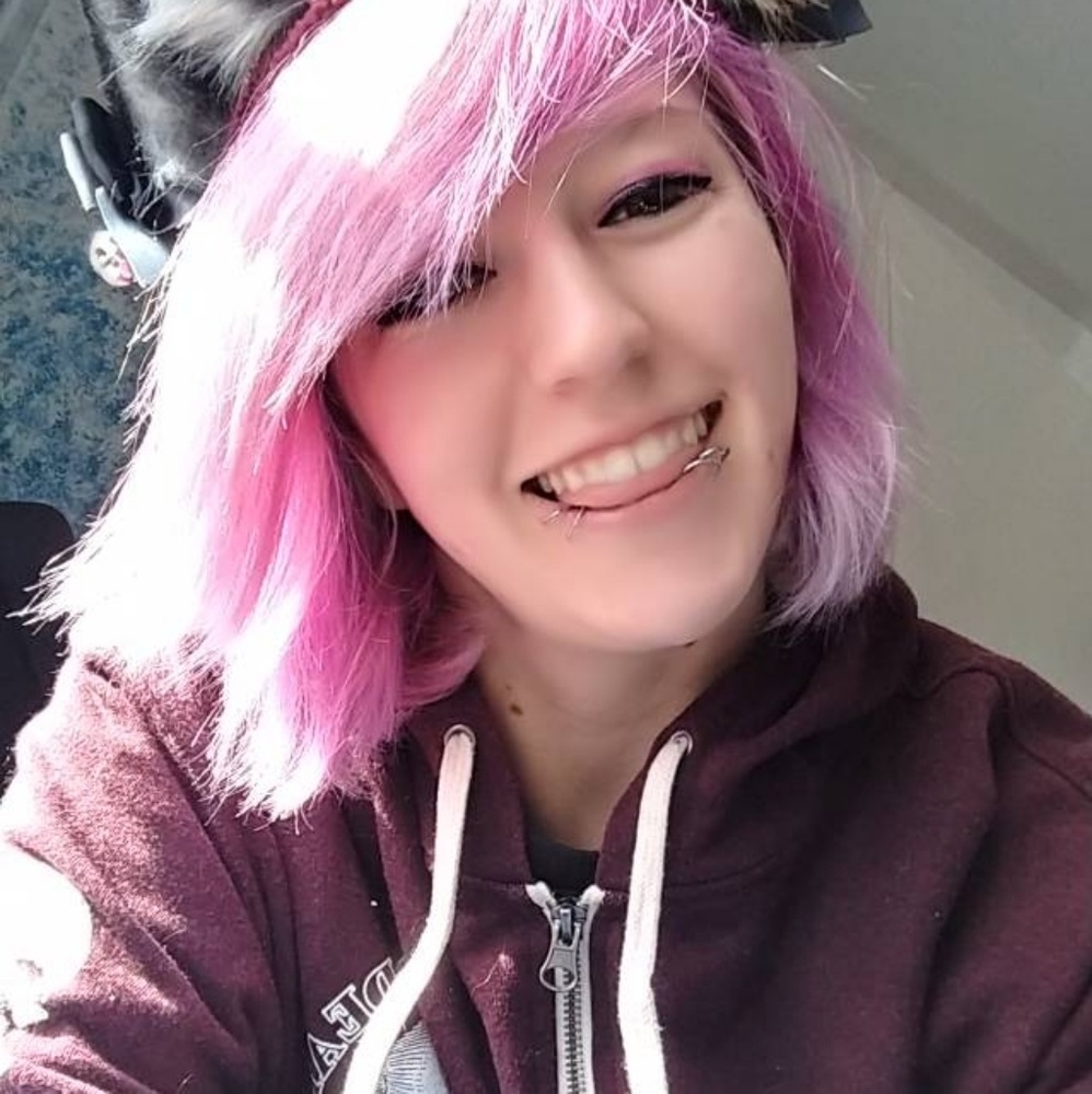 Meet your Posher, Monet